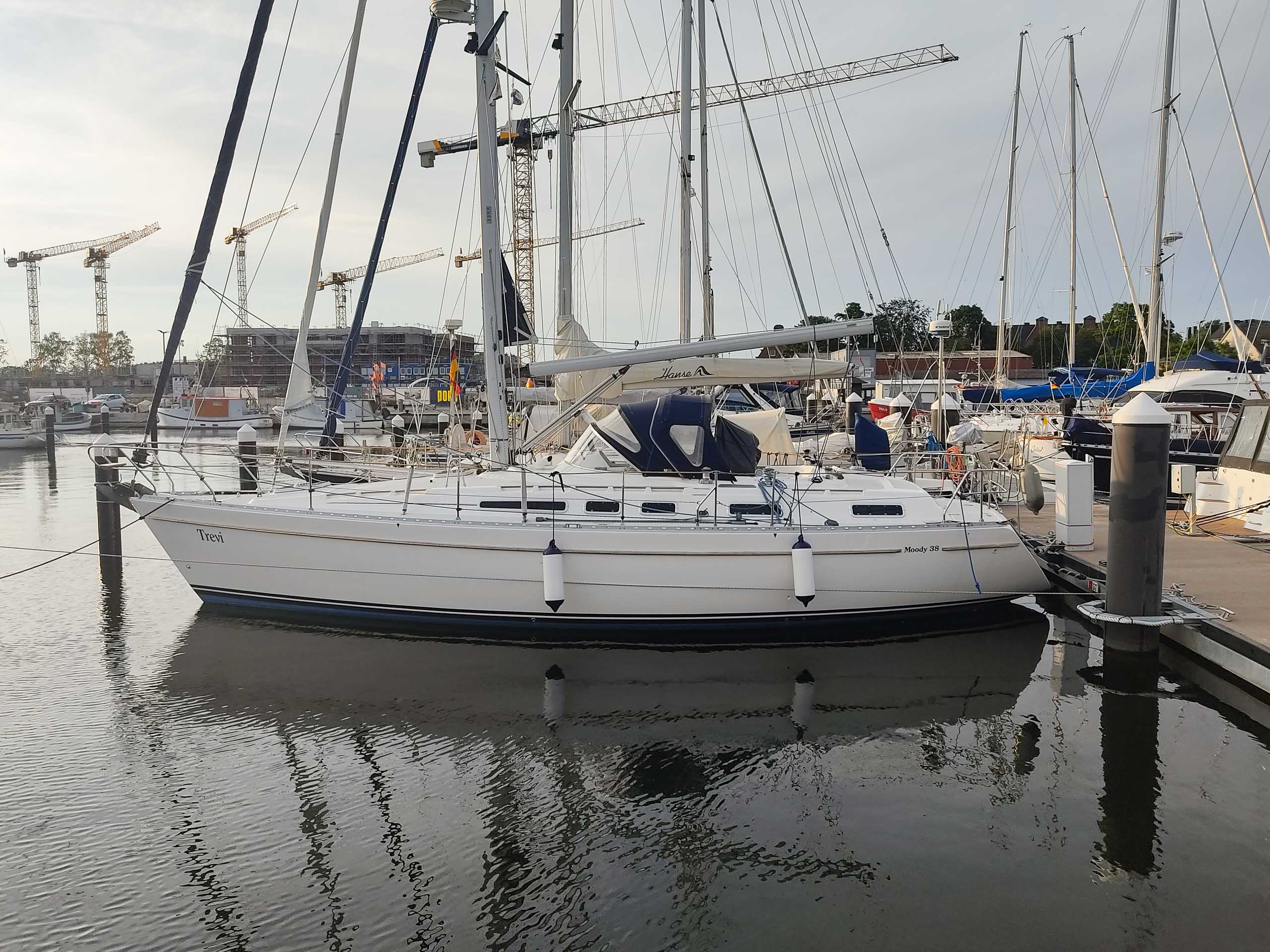 Centercockpit auf einer Moody 38